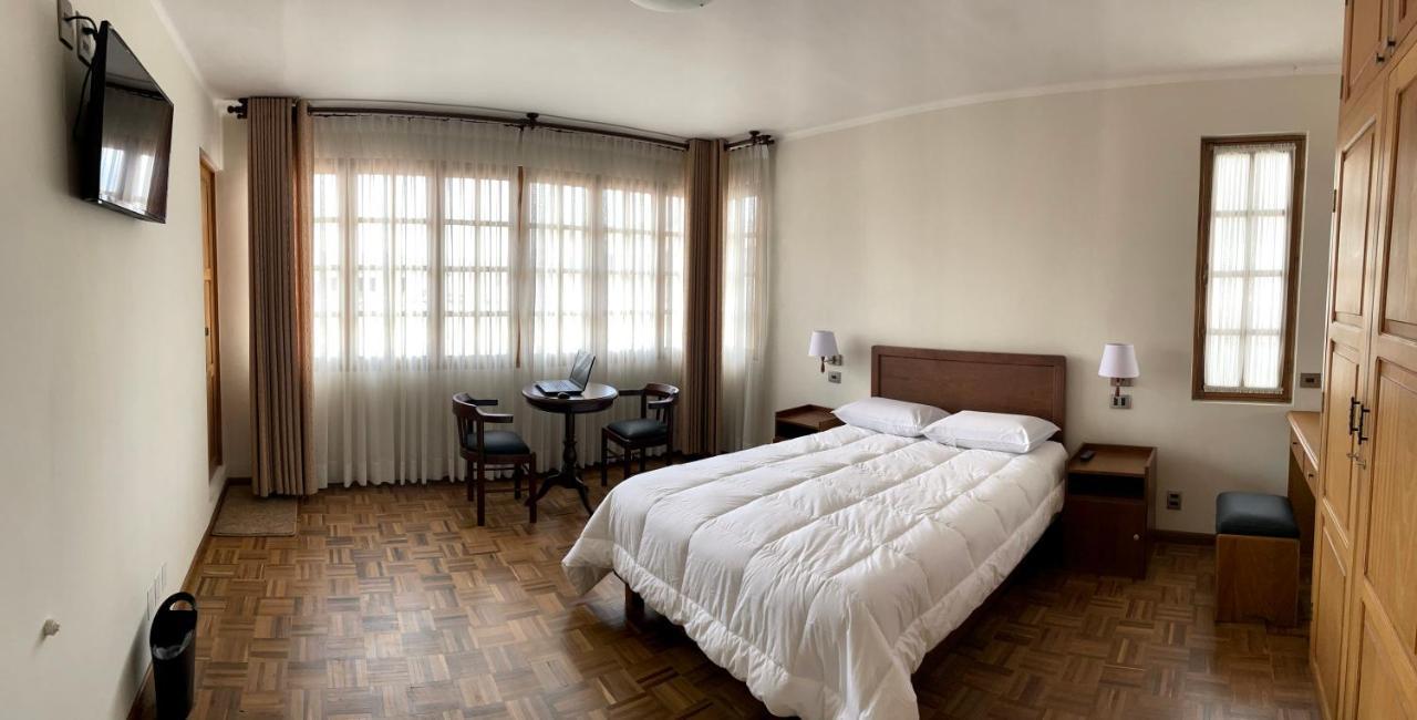 Hospedaje Sarabia ซูเกร ภายนอก รูปภาพ